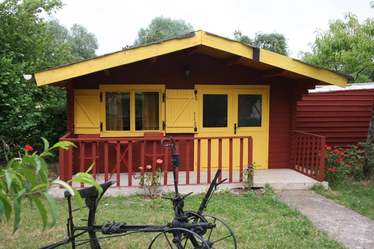 Chalet Aux Pied Des Vignes Montigny  外观 照片