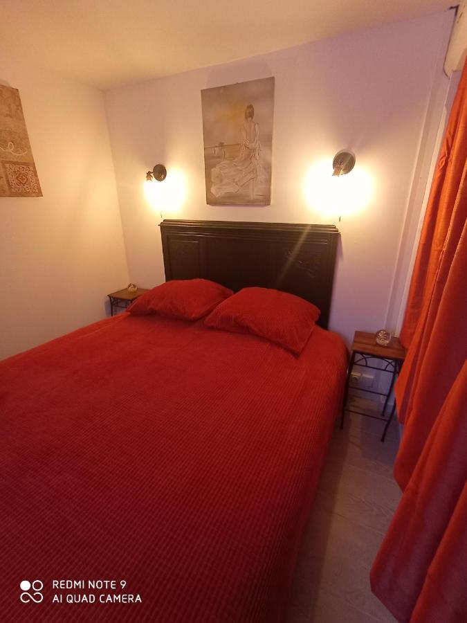 Chalet Aux Pied Des Vignes Montigny  外观 照片