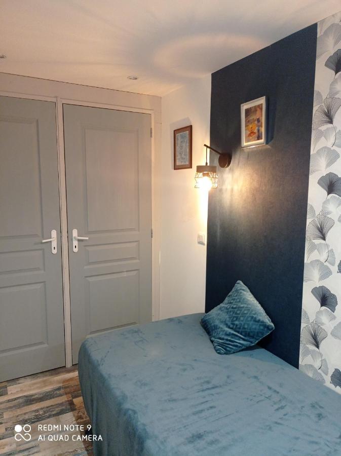 Chalet Aux Pied Des Vignes Montigny  外观 照片